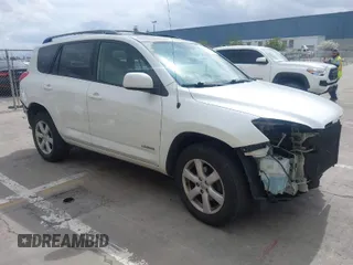 2006 Toyota RAV4 Limited with VIN JTMBK31V665006220, listed as a IAAI auction lot 41922963 with 207,389 mi miles. Bid and sale history available at carsss.com. Image 1.