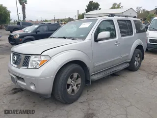 2006 Nissan Pathfinder SE with VIN 5N1AR18U76C646520, listed as a IAAI auction lot 42077515 with 187,635 mi miles. Bid and sale history available at carsss.com. Image 2.