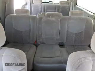 2003 Chevrolet Suburban LT with VIN 3GNEC16Z63G112415, listed as a Copart auction lot 64271614 with 348,302 mi miles and Salvage Title. Bid and sale history available at carsss.com. Image 10.