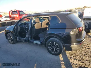 2022 Volkswagen Tiguan S with VIN 3VV1B7AX9NM117827, listed as a Copart auction lot 79963504 with 42,546 mi miles and Salvage Title. Bid and sale history available at carsss.com. Image 2.