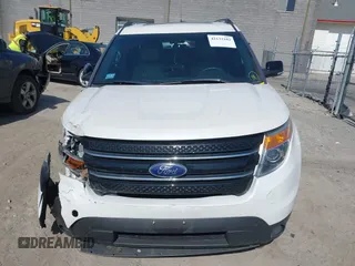 2015 Ford Explorer XLT with VIN 1FM5K8D89FGA00654, listed as a IAAI auction lot 42132102 with 135,463 mi miles and . Bid and sale history available at carsss.com. Image 11.