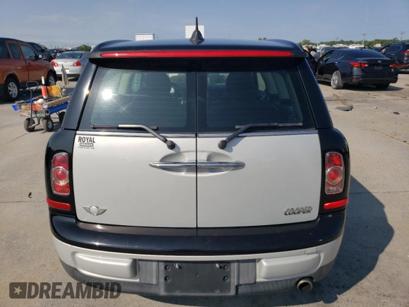 2013 MINI Clubman z VIN WMWZF3C50DT489385, wystawiony jako Copart lot #55945825 z przebiegiem 96 607 mil mil oraz Szkoda całkowita • Salvage title. Historia ofert i sprzedaży dostępna na DreamBid. Obrazek 6.