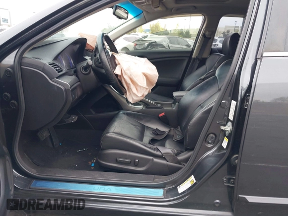 2013 Acura TSX Technology with VIN JH4CU2F62DC005728, listed as a IAAI auction lot 42046131 with 129,448 mi miles and . Bid and sale history available at DreamBid. Image 5.