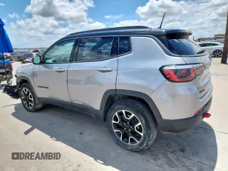 2020 Jeep Compass Trailhawk z VIN 3C4NJDDB0LT207825, wystawiony jako Copart lot #63699915 z przebiegiem 58 190 mil mil oraz Szkoda całkowita • Salvage title. Historia ofert i sprzedaży dostępna na DreamBid. Obrazek 2.