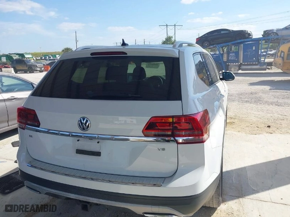 2019 Volkswagen Atlas 3.6L V6 SE w/Technology with VIN 1V2WR2CA4KC548972, listed as a IAAI auction lot 38864324 with 1 mi miles. Bid and sale history available at carsss.com. Image 4.