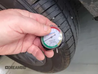 2024 Volkswagen Tiguan SE с VIN 3VV3B7AX0RM097417, выставлен на аукционе IAAI как лот 42850740 с пробегом 27 759 миль миль и . История ставок и продаж доступна на DreamBid. Изображение 2.