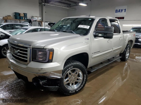 2008 GMC Sierra 1500 Work Truck with VIN 2GTEK133681266229, listed as a Copart auction lot 47770775 with 167,132 mi miles and Salvage Title. Bid and sale history available at carsss.com. Image 1.