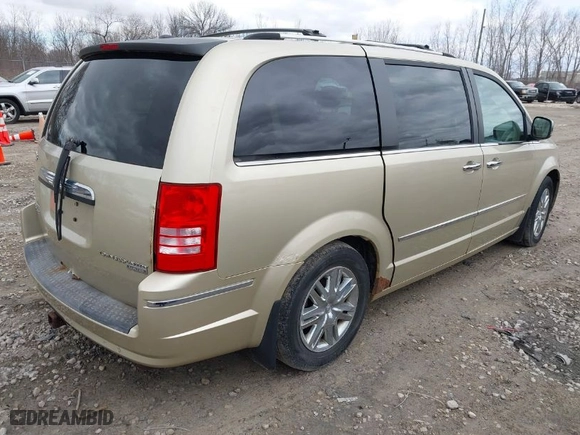 2010 Chrysler Town & Country Limited with VIN 2A4RR6DX2AR178730, listed as a IAAI auction lot 41994623 with 168,804 mi miles. Bid and sale history available at carsss.com. Image 4.