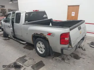2012 Chevrolet Silverado 1500 LT with VIN 1GCRKSE79CZ242529, listed as a IAAI auction lot 41630182 with 161,617 mi miles. Bid and sale history available at carsss.com. Image 3.