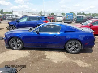 2013 Ford Mustang V6 with VIN 1ZVBP8AM8D5254453, listed as a IAAI auction lot 42535999 with 105,652 mi miles and . Bid and sale history available at DreamBid. Image 14.