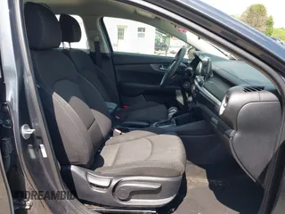 2019 Kia Forte LXS z VIN 3KPF24AD5KE099888, wystawiony jako IAAI lot #42279249 z przebiegiem 90 095 mil mil oraz . Historia ofert i sprzedaży dostępna na DreamBid. Obrazek 5.