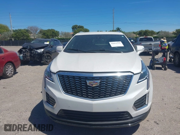 2021 Cadillac XT5 FWD Luxury with VIN 1GYKNAR48MZ149757, listed as a IAAI auction lot 41851510 with 37,607 mi miles. Bid and sale history available at carsss.com. Image 13.