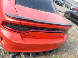 2020 Dodge Charger Scat Pack z VIN 2C3CDXGJ1LH221572, wystawiony jako IAAI lot #41286078 z przebiegiem 67 514 mil mil oraz . Historia ofert i sprzedaży dostępna na DreamBid. Obrazek 16.
