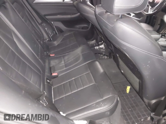 2019 BMW X3 M40i with VIN 5UXTS3C52KLR73137, listed as a IAAI auction lot 41632965 with 76,713 mi miles and . Bid and sale history available at DreamBid. Image 8.