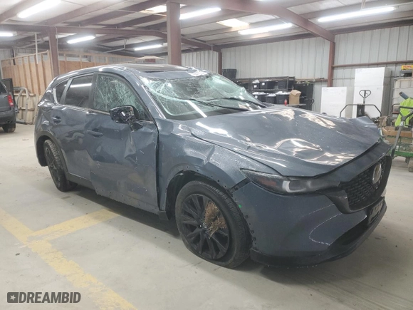2023 Mazda CX-5 2.5 S Carbon Edition with VIN JM3KFBCM8P0166690, listed as a Copart auction lot 45870335 with 14,268 mi miles and Non Repairable. Bid and sale history available at carsss.com. Image 4.
