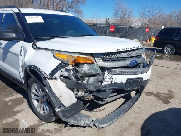 2013 Ford Explorer with VIN 1FM5K7B88DGB47476, listed as a IAAI auction lot 41664427 with 162,436 mi miles. Bid and sale history available at carsss.com. Image 6.