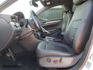 2021 Volkswagen Passat 2.0T R-Line with VIN 1VWMA7A33MC008997, listed as a Copart auction lot 68920334 with 71,312 mi miles and Salvage Title. Bid and sale history available at carsss.com. Image 7.