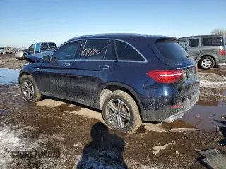 2019 Mercedes-Benz GLC with VIN WDC0G4KB1KV143248, listed as a Copart auction lot 45199195 with 52,639 mi miles and Salvage Title. Bid and sale history available at carsss.com. Image 2.