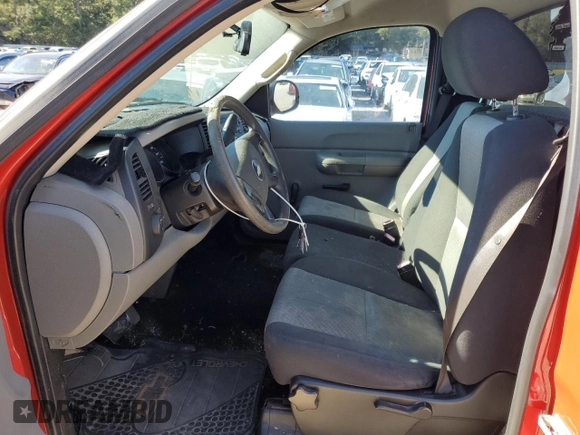 2008 Chevrolet Silverado 1500 Work Truck with VIN 1GCEC14C68Z104300, listed as a Copart auction lot 87415244 with 176,294 mi miles and Salvage Title. Bid and sale history available at carsss.com. Image 7.