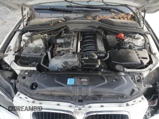 2006 BMW 5 Series 525i with VIN WBANE53506CK82592, listed as a Copart auction lot 42207415 with Not Provided miles and Salvage Title. Bid and sale history available at DreamBid. Image 11.