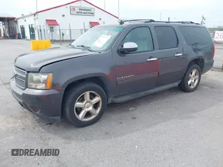 2011 Chevrolet Suburban LT with VIN 1GNSCJE03BR255374, listed as a IAAI auction lot 41909327 with 279,698 mi miles. Bid and sale history available at carsss.com. Image 17.