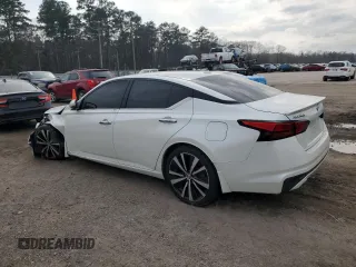 2019 Nissan Altima 2.5 Platinum with VIN 1N4BL4FV5KC116098, listed as a Copart auction lot 46617745 with 80,798 mi miles and Salvage Title. Bid and sale history available at carsss.com. Image 2.