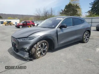 2021 Ford Mustang Mach-E Premium с VIN 3FMTK3RM8MMA25841, выставлен на аукционе Copart как лот 53608065 с пробегом 44 431 миль миль и Списание • Salvage title. История ставок и продаж доступна на DreamBid. Изображение 1.
