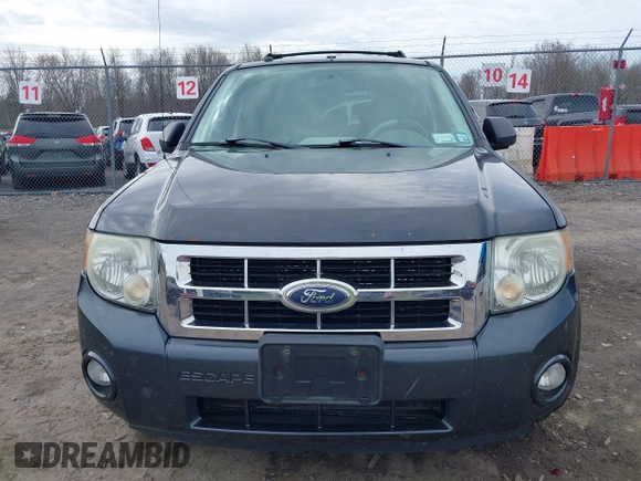 2008 Ford Escape XLT with VIN 1FMCU93118KA95738, listed as a IAAI auction lot 42051010 with 191,112 mi miles. Bid and sale history available at carsss.com. Image 6.