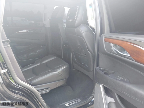 2017 Cadillac Escalade Luxury with VIN 1GYS4BKJ3HR307534, listed as a IAAI auction lot 41762802 with 109,420 mi miles. Bid and sale history available at carsss.com. Image 8.
