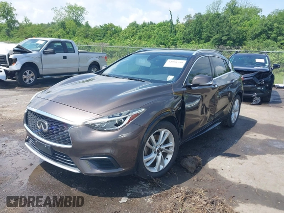 2019 Infiniti QX30 Luxe z VIN SJKCH5CP5KA012022, wystawiony jako IAAI lot #42088799 z przebiegiem 107 381 mil mil oraz . Historia ofert i sprzedaży dostępna na DreamBid. Obrazek 17.