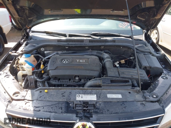 2015 Volkswagen Jetta Sedan 1.8T SE with VIN 3VWD17AJ6FM285921, listed as a IAAI auction lot 42005164 with 173,028 mi miles. Bid and sale history available at carsss.com. Image 10.