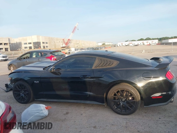 2015 Ford Mustang GT z VIN 1FA6P8CF4F5381566, wystawiony jako IAAI lot #42555886 z przebiegiem 133 098 mil mil oraz . Historia ofert i sprzedaży dostępna na DreamBid. Obrazek 15.