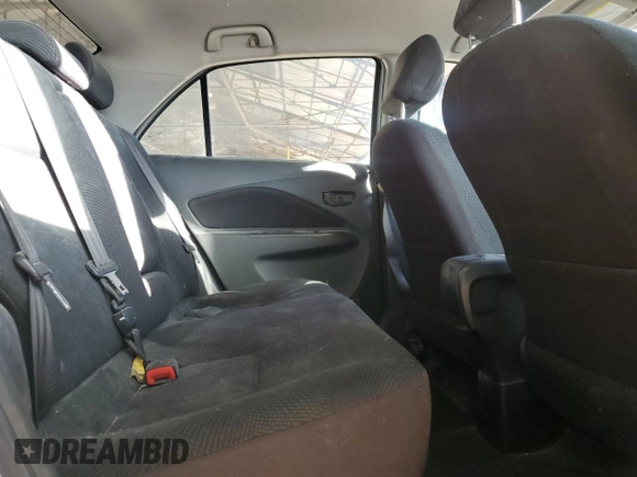 2012 Toyota Yaris z VIN JTDBT4K31CL027483, wystawiony jako Copart lot #59919165 z przebiegiem 81 298 mil mil oraz Szkoda całkowita • Salvage title. Historia ofert i sprzedaży dostępna na DreamBid. Obrazek 10.