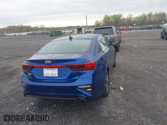 2019 Kia Forte LXS z VIN 3KPF24AD6KE041448, wystawiony jako IAAI lot #42035571 z przebiegiem 128 536 mil mil oraz . Historia ofert i sprzedaży dostępna na DreamBid. Obrazek 16.