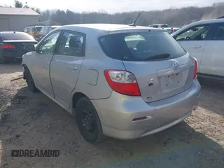 2011 Toyota Matrix z VIN 2T1KU4EE6BC727547, wystawiony jako IAAI lot #41810653 z przebiegiem Nie podano mil oraz . Historia ofert i sprzedaży dostępna na DreamBid. Obrazek 3.
