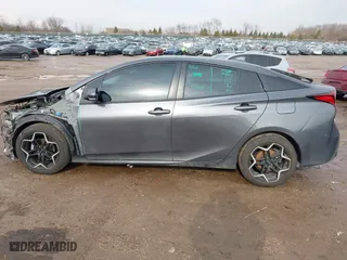 2020 Toyota Prius L Eco with VIN JTDKARFU5L3117919, listed as a IAAI auction lot 41686815 with 154,128 mi miles. Bid and sale history available at carsss.com. Image 15.