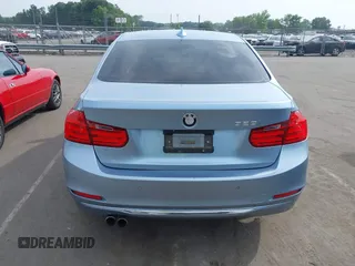 2014 BMW 3 Series 328i z VIN WBA3A5G5XENP31728, wystawiony jako IAAI lot #42446341 z przebiegiem 134 141 mil mil oraz . Historia ofert i sprzedaży dostępna na DreamBid. Obrazek 16.
