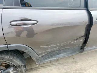 2021 Jeep Cherokee Altitude с VIN 1C4PJLLB5MD134799, выставлен на аукционе Copart как лот 57705125 с пробегом 100 618 миль миль и Списание • Salvage title. История ставок и продаж доступна на DreamBid. Изображение 11.