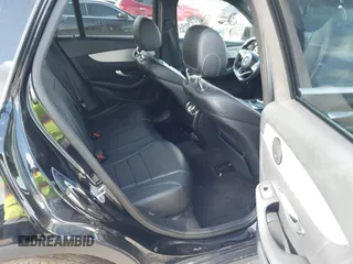 2019 Mercedes-Benz GLC with VIN WDC0G4JB3KV145553, listed as a IAAI auction lot 41957373 with 83,918 mi miles. Bid and sale history available at carsss.com. Image 8.