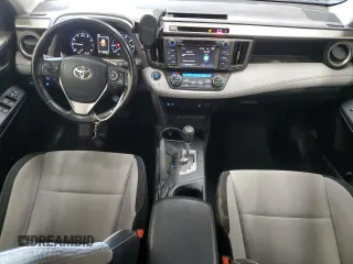 2018 Toyota RAV4 XLE with VIN JTMRFREV1JJ736777, listed as a Copart auction lot 52329605 with 60,069 mi miles and Salvage Title. Bid and sale history available at carsss.com. Image 8.
