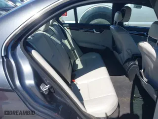 2013 Mercedes-Benz C-Class C 300 Sport with VIN WDDGF8AB3DG122480, listed as a IAAI auction lot 41805512 with 118,841 mi miles. Bid and sale history available at carsss.com. Image 8.