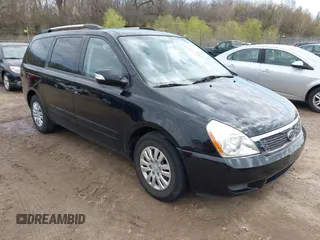 2011 Kia Sedona LX with VIN KNDMG4C7XB6368795, listed as a IAAI auction lot 42095251 with 146,813 mi miles. Bid and sale history available at carsss.com. Image 1.