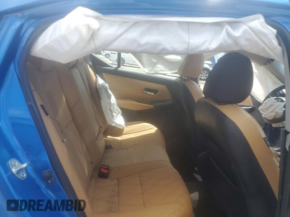 2020 Nissan Sentra SV z VIN 3N1AB8CV7LY246481, wystawiony jako Copart lot #52679955 z przebiegiem 40 476 mil mil oraz Szkoda całkowita • Salvage title. Historia ofert i sprzedaży dostępna na DreamBid. Obrazek 10.