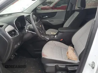 2022 Chevrolet Equinox LS z VIN 3GNAX5EV3NS161855, wystawiony jako Copart lot #43421695 z przebiegiem 94 383 mil mil oraz Szkoda całkowita • Salvage title. Historia ofert i sprzedaży dostępna na DreamBid. Obrazek 7.