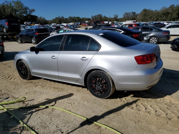 2011 Volkswagen Jetta Sedan SE w/Convenience with VIN 3VWDX7AJ8BM327238, listed as a Copart auction lot 48522375 with 203,285 mi miles and Salvage Title. Bid and sale history available at carsss.com. Image 2.