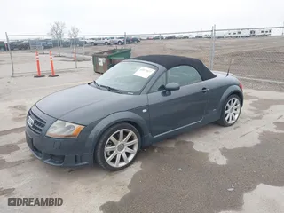 2004 Audi TT with VIN TRUUF28NX41025506, listed as a IAAI auction lot 42077877 with 139,617 mi miles. Bid and sale history available at carsss.com. Image 2.