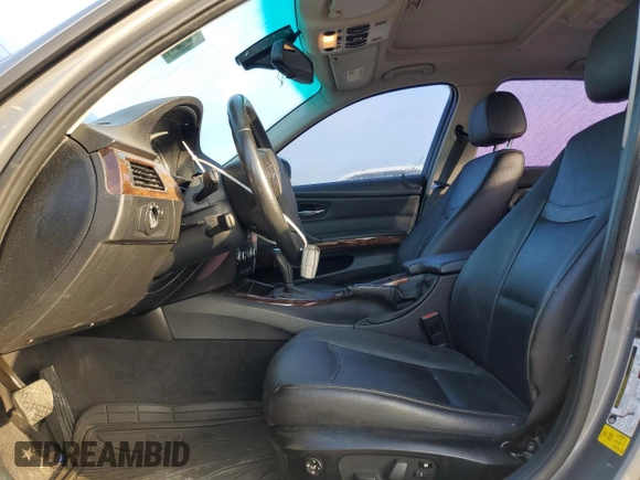 2011 BMW 3 Series 328i xDrive with VIN WBAPK5C50BA661292, listed as a Copart auction lot 44318755 with 158,377 mi miles and Salvage Title. Bid and sale history available at DreamBid. Image 7.