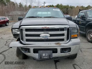 2005 Ford F-250 XL with VIN 1FTSX21545EA12074, listed as a Copart auction lot 50694745 with 174,406 mi miles and Salvage Title. Bid and sale history available at DreamBid. Image 5.