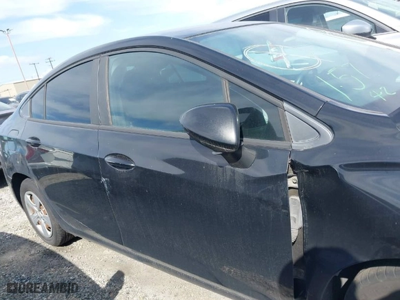 2017 Chevrolet Cruze LS with VIN 1G1BC5SM7H7138420, listed as a IAAI auction lot 41572110 with NaN miles. Bid and sale history available at carsss.com. Image 14.