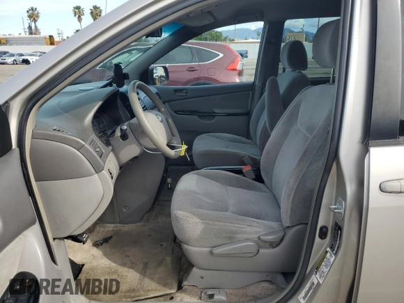 2005 Toyota Sienna CE с VIN 5TDZA23C05S281193, выставлен на аукционе Copart как лот 51330495 с пробегом 217 402 миль миль и Чистый • Clean title. История ставок и продаж доступна на DreamBid. Изображение 7.